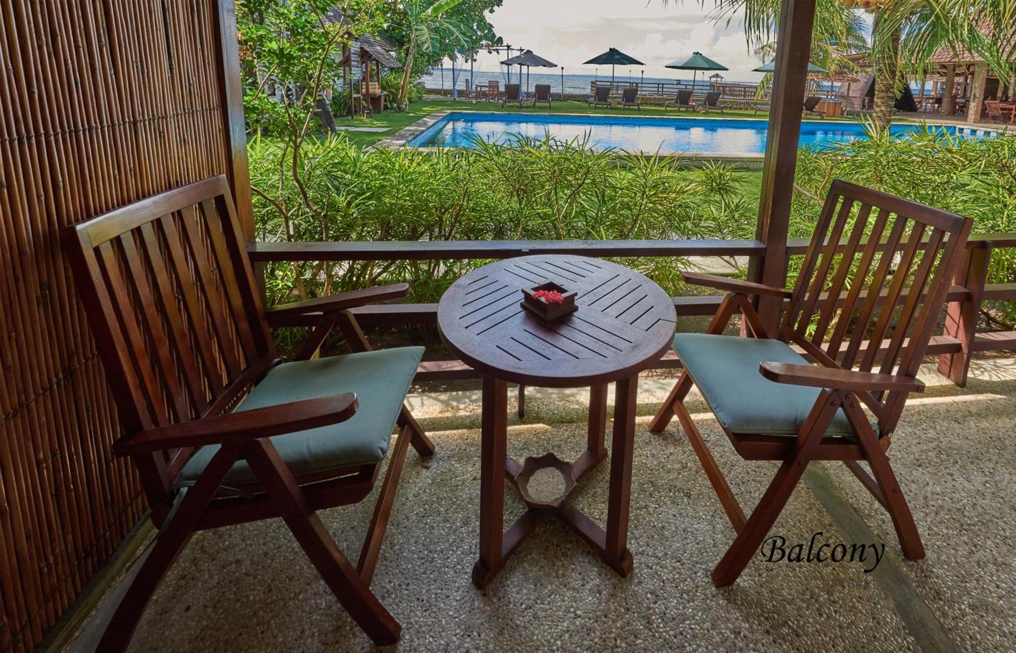 Cocotinos Manado Hotel Exterior photo